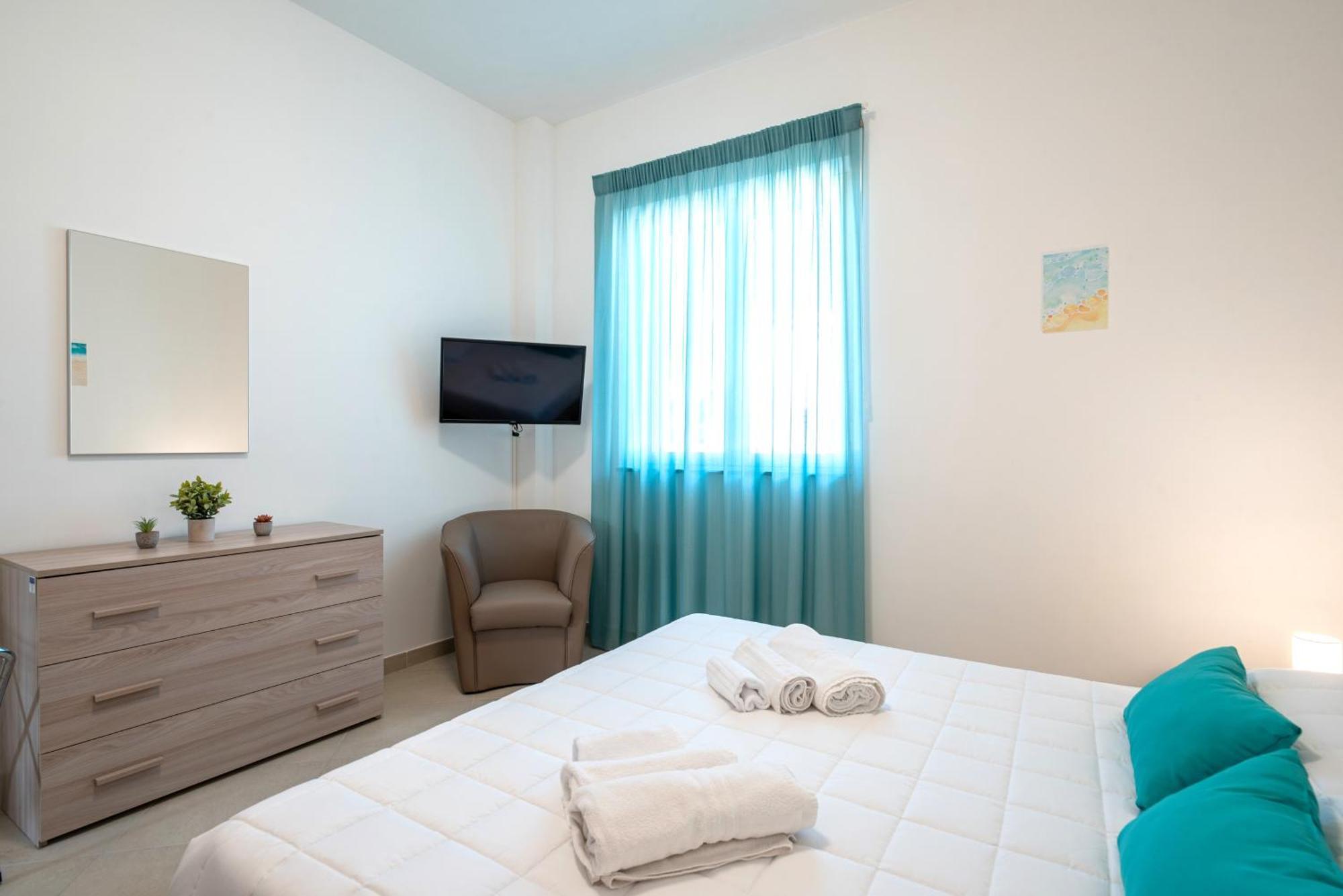 Icaro Residence Apartments With A Beautiful Pool SantʼAgata di Militello Εξωτερικό φωτογραφία
