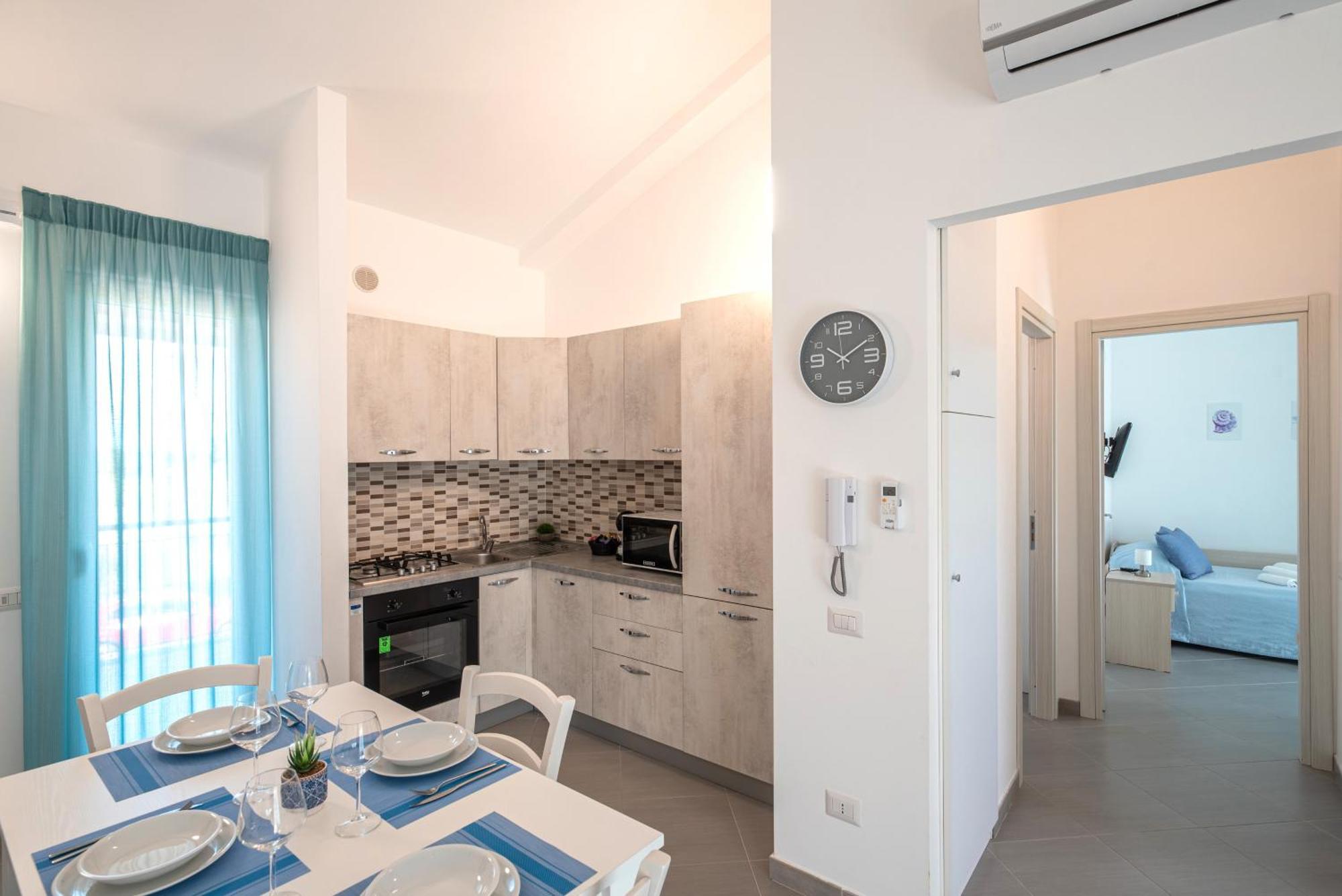 Icaro Residence Apartments With A Beautiful Pool SantʼAgata di Militello Εξωτερικό φωτογραφία