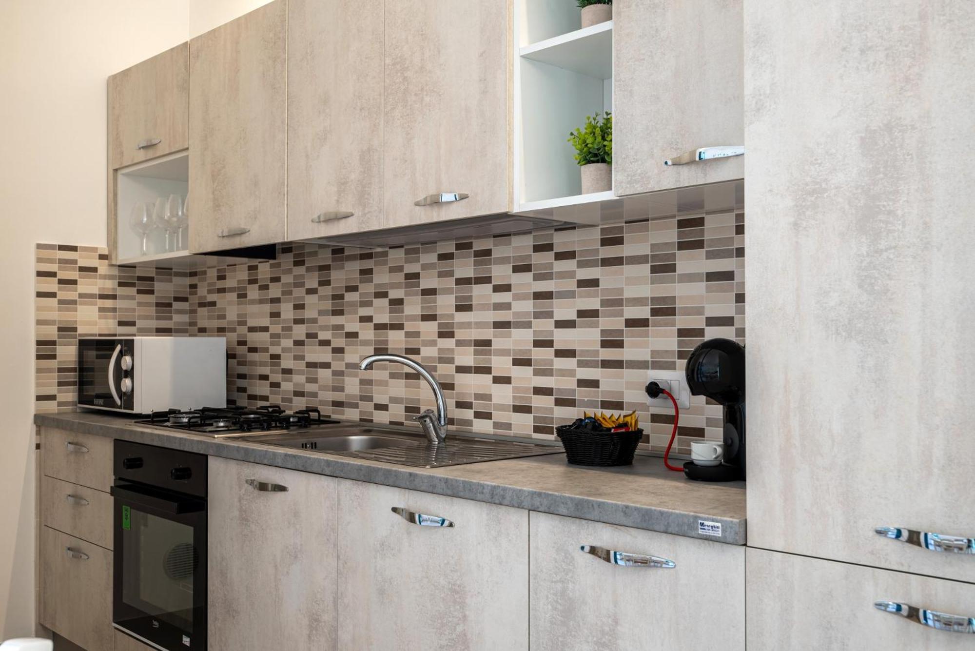 Icaro Residence Apartments With A Beautiful Pool SantʼAgata di Militello Εξωτερικό φωτογραφία