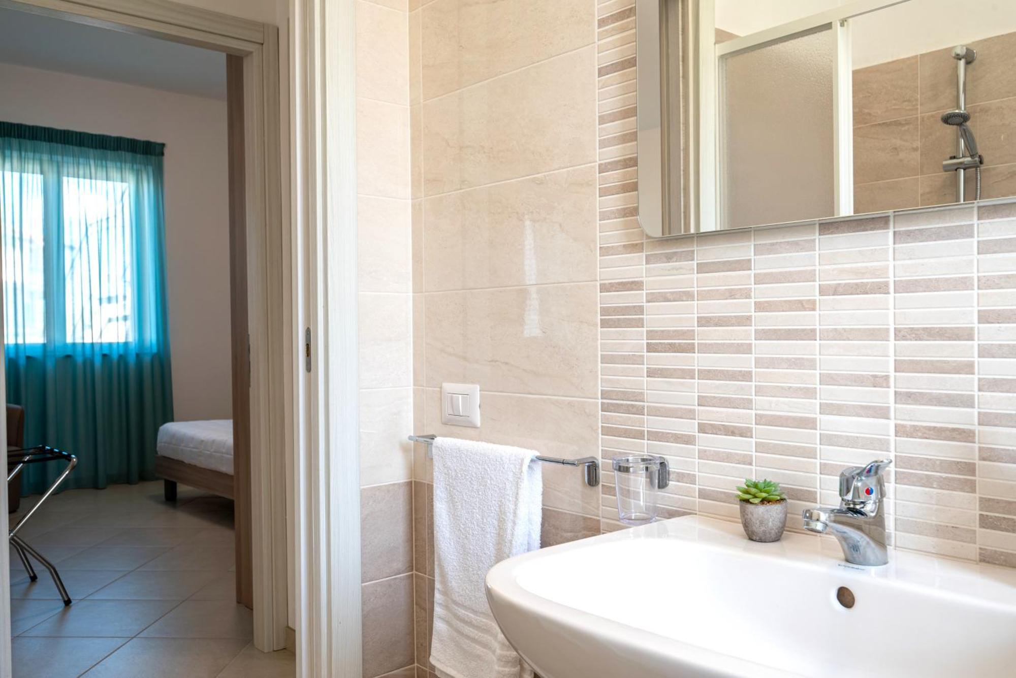 Icaro Residence Apartments With A Beautiful Pool SantʼAgata di Militello Εξωτερικό φωτογραφία